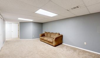 3024 Bolgos Cir, Ann Arbor, MI 48105