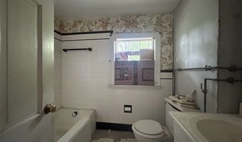 327 Appleton St, Arlington, MA 02476
