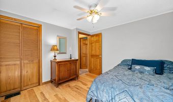 164 E Hill Rd, Brookfield, VT 05036