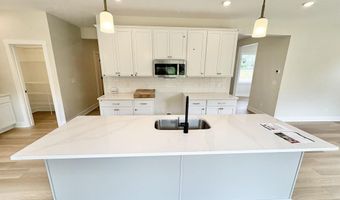 8344 Kettle Oak Dr SE, Alto, MI 49302