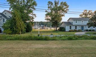 45 E LAKE Dr, Annapolis, MD 21403