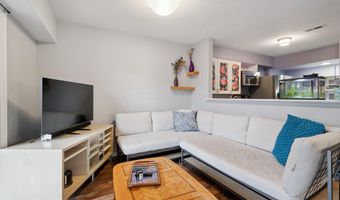 8041 PANTANO Pl 21, Alexandria, VA 22309