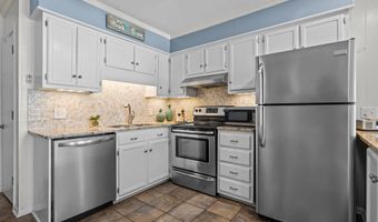 301 Commerce Way Rd 101, Atlantic Beach, NC 28512