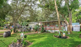 25047 MADISON St, Astatula, FL 34705