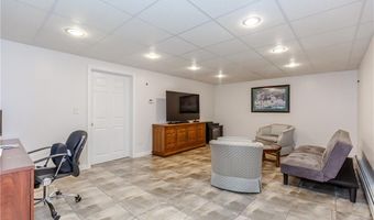 11 Raven Cir, Cranston, RI 02921