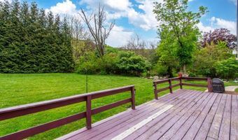 10 Cedar Wax Wing Rd, Allamuchy Twp., NJ 07840
