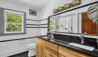 12 Howard Rd, Cumberland, RI 02864