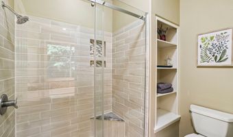 8297 SW HAYDEN Dr, Beaverton, OR 97007