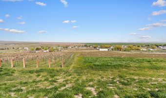 67425 N Lob Ln, Benton City, WA 99320