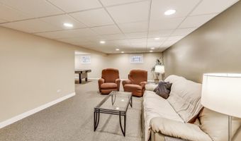 206 W Hintz Rd, Arlington Heights, IL 60004