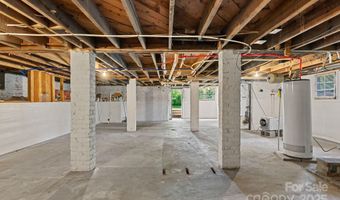 140 Pennsylvania Ave, Asheville, NC 28806