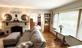 19 Pomeroy Rd, Athens, OH 45701