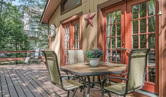 222 Keats Ln, Albrightsville, PA 18210