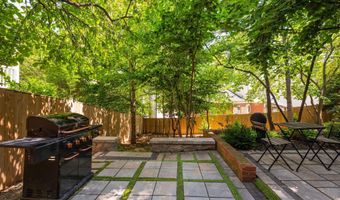 5706 9TH Rd N, Arlington, VA 22205