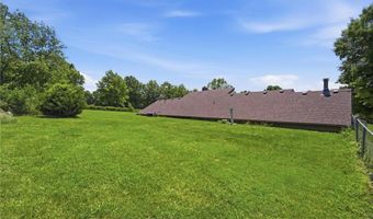 17274 Kansas Ave, Basehor, KS 66012