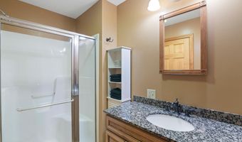 925 Hinesburg Rd, Brattleboro, VT 05301