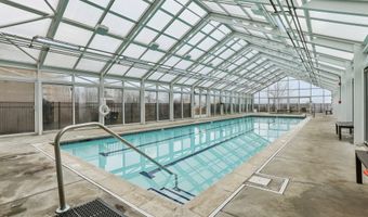 124 Center Meadow Ln 124, Danbury, CT 06810