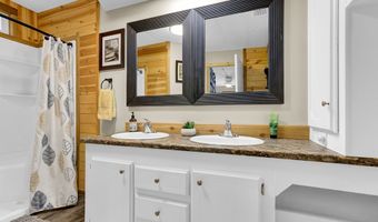 191 Bear Wallow Rd, Cascade, ID 83611