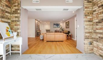 5904 MOUNT EAGLE Dr 108B, Alexandria, VA 22303