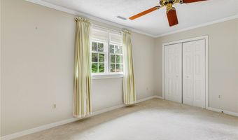 14383 Country Club Dr, Ashland, VA 23005