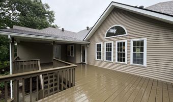 206 Meadow Ridge Dr, Bardstown, KY 40004