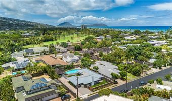 977 Makaiwa St, Honolulu, HI 96816