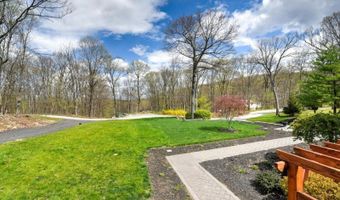 61 Lakeside Dr NW, Alloway, NJ 07461