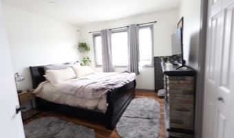 4 Sickle St, Andover, NJ 07801