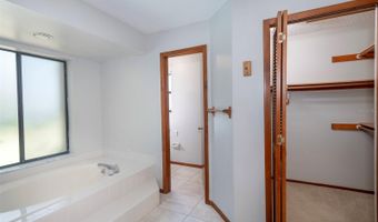 1241 LEATHERWOOD Dr, Altamonte Springs, FL 32714