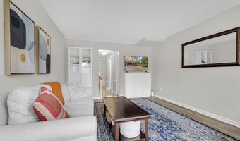 1223 N QUINN St, Arlington, VA 22209