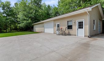 2564 Bunker Lake Blvd NE, Andover, MN 55304