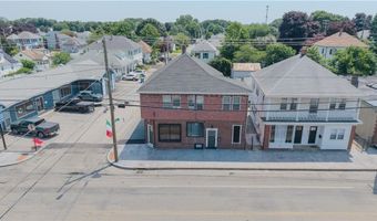 1640 Cranston St, Cranston, RI 02920