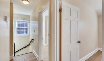 8908 GRANT St, Bethesda, MD 20817