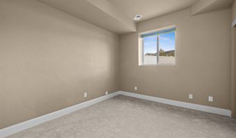 2819 Palmer Dr, Casper, WY 82601