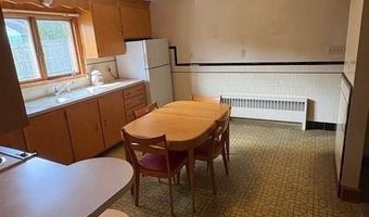44 Valente Dr, Cranston, RI 02920