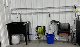 905 Kauk Ave, Alma, NE 68920