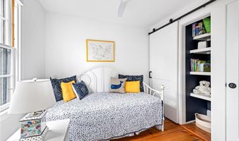 47 Second St, Newport, RI 02840