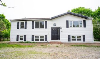 853 Main St, Acushnet, MA 02743