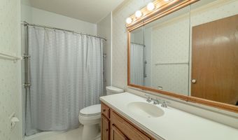 518 Topaz Ln, Madison, WI 53714