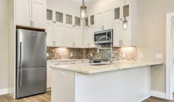 1077 Post Rd 2, Darien, CT 06820