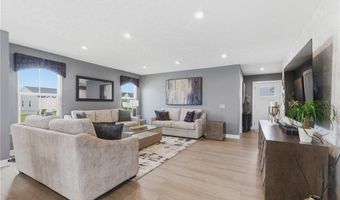 3111 Starlight Cir, Akron, OH 44312