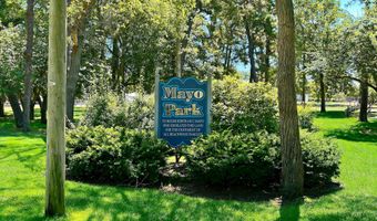 81 Elm St, Beachwood, NJ 08722