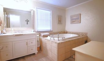 404 408 W 3rd St, Capitan, NM 88316