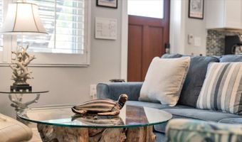 154 CRESCENT Dr, Anna Maria, FL 34216