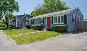 47 Planet Ave, East Providence, RI 02915