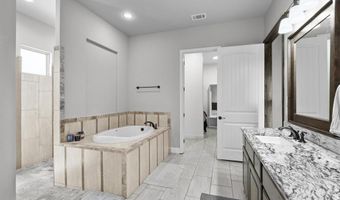 927 Friendship Rd, Weatherford, TX 76085