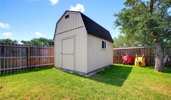 1926 Shellbank Ave, Aransas Pass, TX 78336