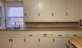 285 Knollwood Ave, Cranston, RI 02910