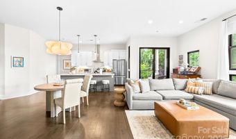 501 E 37th St E, Charlotte, NC 28205