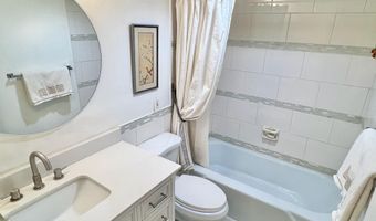 1245 4TH St SW E-207, Washington, DC 20024